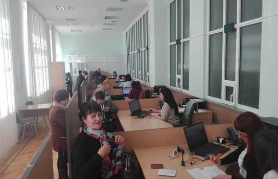 Новости Винницы и области / Коли у Вінниці зникнуть черги за «Муніципальною карткою» для пільговиків / Інформаційний портал На Париже Новини Вінниці / Коли у Вінниці зникнуть черги за «Муніципальною карткою» для пільговиків