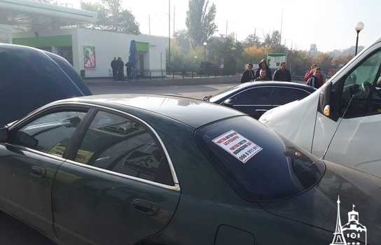 Новини Вінниці / У Вінниці водії, які протестували проти підвищення цін на пальне, заблокували заправки