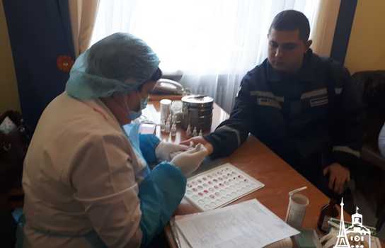 Новини Вінниці / Майбутні вінницькі рятувальники сьогодні стали донорами та поповнили банк крові 