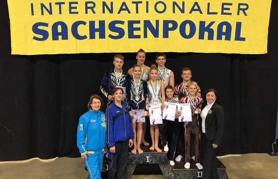 Новини Вінниці / Вінницькі акробати з міжнародного турніру, який проходив у  Німеччині, привезли два «золота»