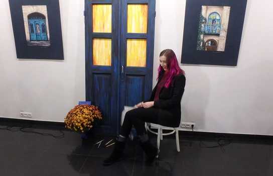 Новини Вінниці / «Кожен зайде у свої»: у Вінниці відкрилася виставка картин, на яких зображені старовинні двері із 5 міст України