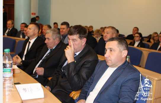 Новини Вінниці / Депутати  Вінницької облради розпочали "бюджетну" сесію  збільшивши у п'ятеро кількість питань