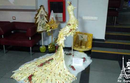 Новини Вінниці / У Вінниці в холі мерії з новорічних робіт школярів та дошколяриків створили «Зимову феєрію» (ФОТО)