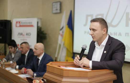 Новини Вінниці / Більше не «в.о»: вінницькі «ляшківці» обрали офіційного голову