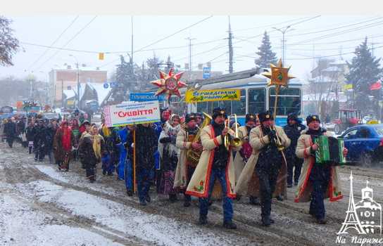 Новини Вінниці / Колядники й щедрівники з районів області з’їхалися до Вінниці на «Різдвяне диво» (ФОТО)