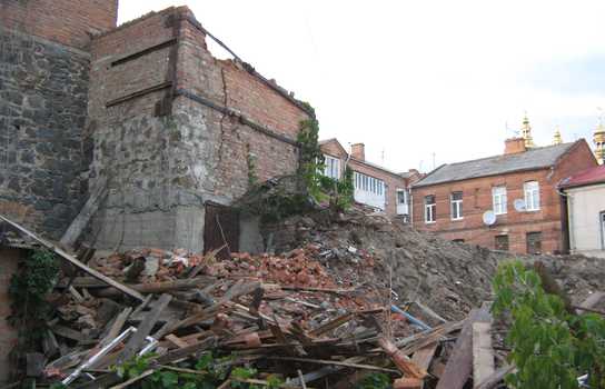 Новини Вінниці / Мер Сергій Моргунов призначив відповідальних за вивчення підземель Вінниці, фото яких містянин зробив кілька місяців тому (ФОТО)