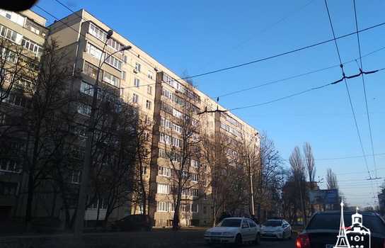 Новини Вінниці / ДТП на Коріатовичів – 36 річний водій у лікарні(ФОТО)