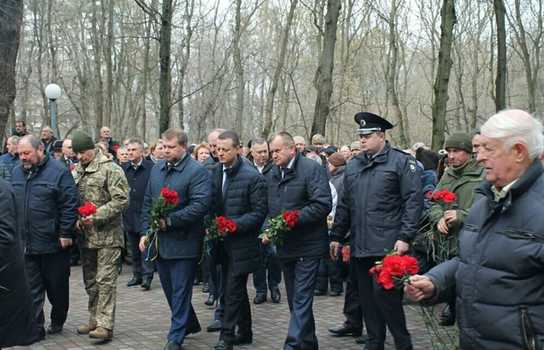 Новини Вінниці / У Вінниці вшанували воїнів-інтернаціоналістів