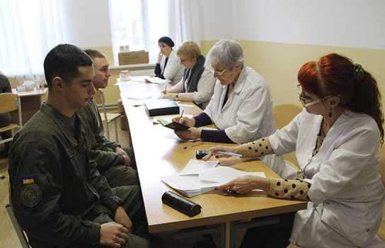 Новини Вінниці / Калинівські нацгвардійці поповнили обласний банк крові майже на 30 літрів 