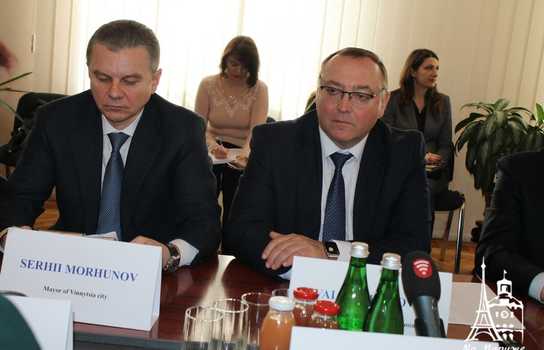 Новини Вінниці / У Вінниці створять українсько-корейський науково-дослідний центр в якому шукатимуть ліки від раку