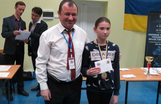 Новини Вінниці / Перший чемпіонат України з шахів серед аматорів зібрав у Вінниці 180 гравців (ФОТО)