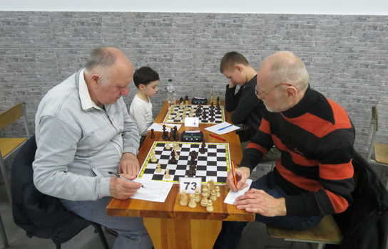 Новини Вінниці / Перший чемпіонат України з шахів серед аматорів зібрав у Вінниці 180 гравців (ФОТО)