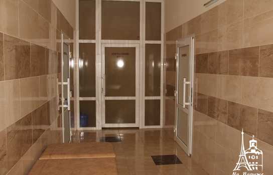 Новини Вінниці / Чекали більше півстоліття: у Вінницькій ЦРЛ встановили ліфт, який перевозитиме лежачих пацієнтів (ФОТО)