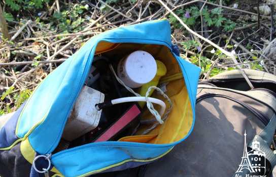 Новини Вінниці / «Добре, що хоч сексом тут займаються безпечним»: купи сміття, шприців та презервативів зібрали у Вінниці над маленькою річкою (ФОТО, ВІДЕО)