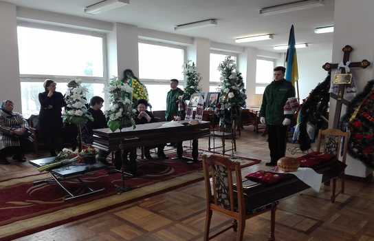 Новини Вінниці / Сьогодні у Вінниці прощалися із заслуженим журналістом України Дмитром Педоруком (ФОТО, ВІДЕО)