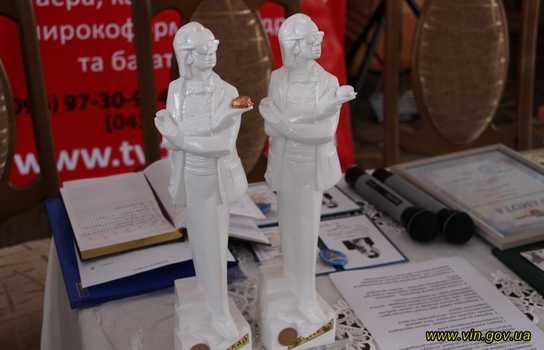 Новини Вінниці / Стали відомі імена лауреатів нової літературної премії імені Олега Чорногуза