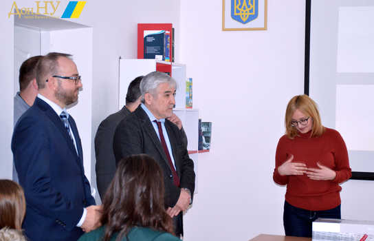 Новини Вінниці / Вінницьким студентам буде легше вивчати польську мову: спеціалізований кабінет відкрили у ДонНУ імені Стуса