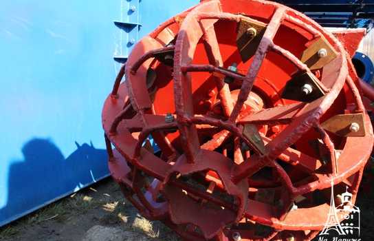 Новини Вінниці / До Вінниці привезли новий земснаряд, невдовзі почнуть активно чистити русло Бугу (ФОТО)