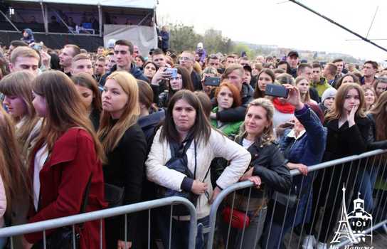 Новини Вінниці / Відкриття фонтану «Рошен» у Вінниці: рекордна кількість зірок та «несподіваний» Президент (ФОТО, ВІДЕО)
