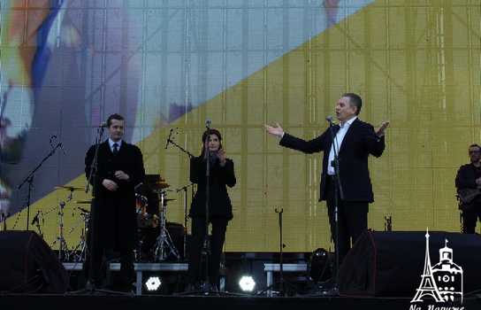 Новини Вінниці / Відкриття фонтану «Рошен» у Вінниці: рекордна кількість зірок та «несподіваний» Президент (ФОТО, ВІДЕО)