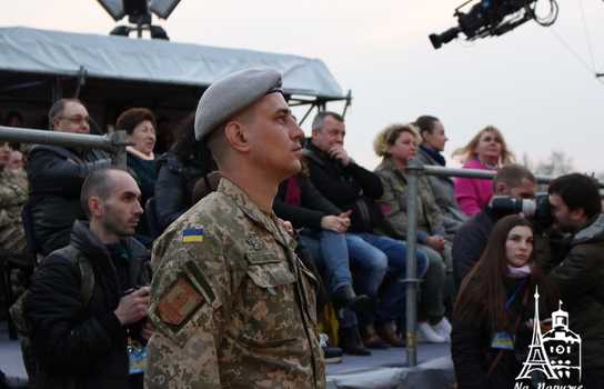 Новини Вінниці / Відкриття фонтану «Рошен» у Вінниці: рекордна кількість зірок та «несподіваний» Президент (ФОТО, ВІДЕО)