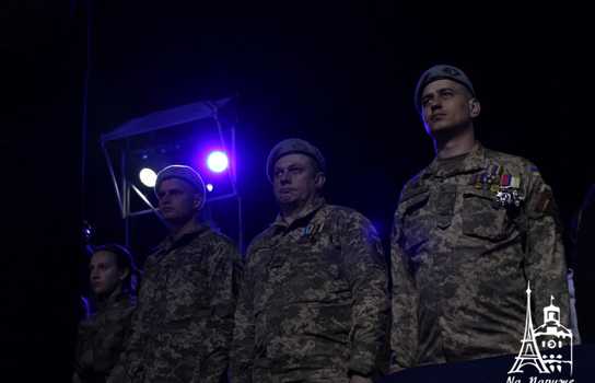 Новини Вінниці / Відкриття фонтану «Рошен» у Вінниці: рекордна кількість зірок та «несподіваний» Президент (ФОТО, ВІДЕО)