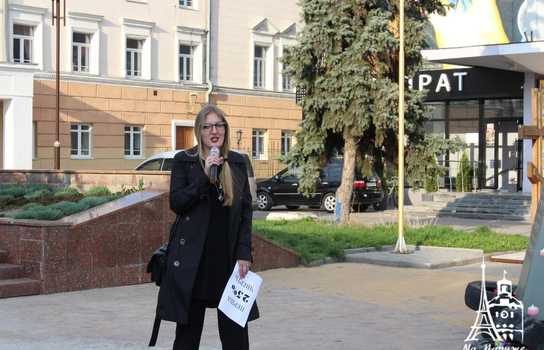 Новини Вінниці / «Він вже увійшов в історію на рівні з Мазепою, Петлюрою, Скоропадським та Бандерою»: як на Майдані у Вінниці дякували Петру Порошенку (ФОТО, ВІДЕО)