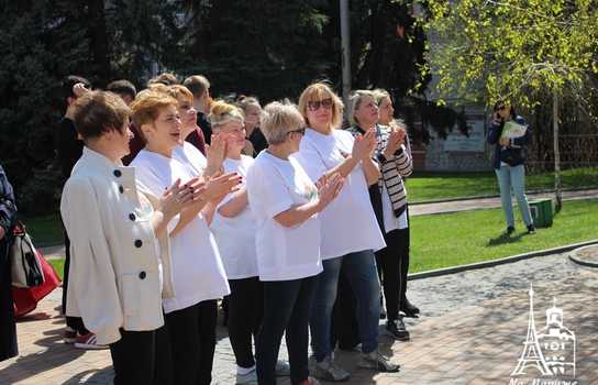 Новини Вінниці / «Великоднє диво» у центрі Вінниці: гігантські писанки, майстер-класи та виступи етнографічних творчих колективів (ФОТО)