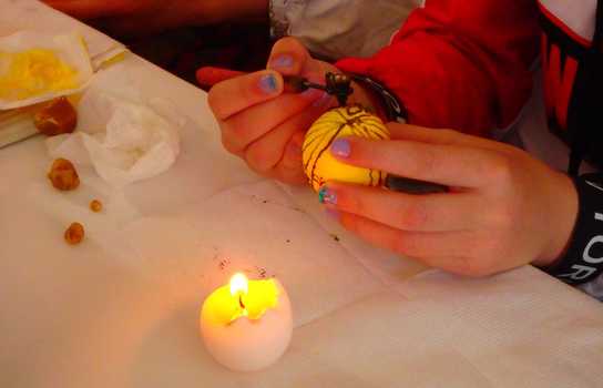 Новини Вінниці / Безліч писанок та унікальних виробів народних майстрів можна побачити у Вінницькій філармонії: триває свято «Великодня писанка» (ФОТО)