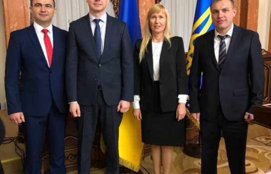 Новини Вінниці / Сьогодні Петро Порошенко призначив чотирьох суддів з Вінниччини до Верховного Суду (ФОТО)