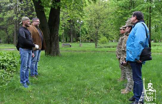 Новини Вінниці / Трьом воїнам-розвідникам у Вінниці вручили нагороди у День пам’яті та примирення (ФОТО) 