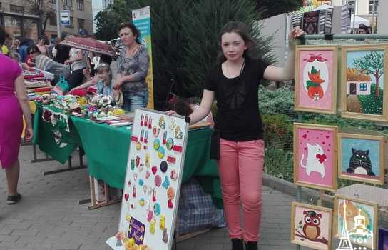 Новини Вінниці / Як відзначали День Європи у центрі Вінниці, поки свято не «прикрасила» злива (ФОТО)  