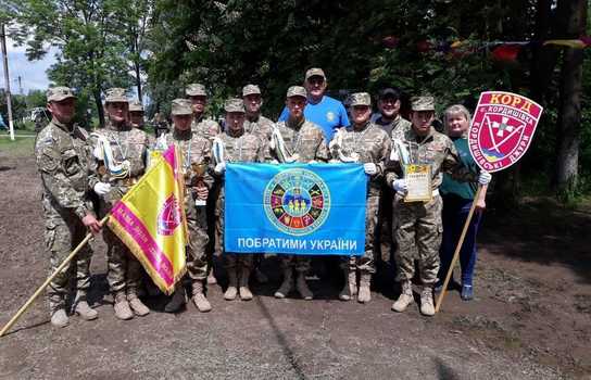 Новини Вінниці / Учасники гри «Сокіл» («Джура») на Вінниччині знайомились зі зброєю та спілкувались із ветеранами АТО (ФОТО)