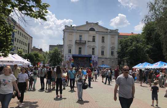 Новини Вінниці / У Вінниці пройшов яскравий фестиваль "Свято Морозива"