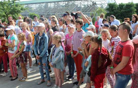 Новини Вінниці / Понад 1200 дітей у Вінниці безплатно запросили на свято до зоопарку (ФОТО)