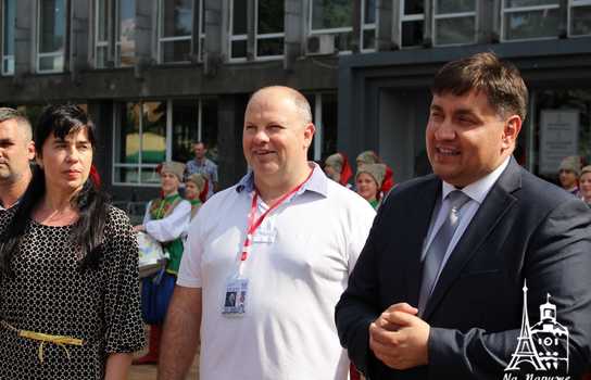 Новини Вінниці / Митці з України, Польщі, Грузії, Таджикистану, Киргизстану та Китаю боротимуться за титул «Кращого художника» у Вінниці (ФОТО, ВІДЕО)