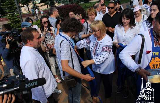 Новини Вінниці / Митці з України, Польщі, Грузії, Таджикистану, Киргизстану та Китаю боротимуться за титул «Кращого художника» у Вінниці (ФОТО, ВІДЕО)