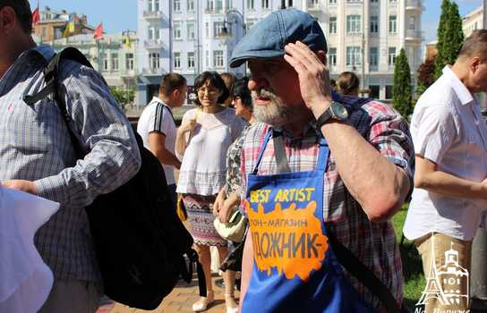 Новини Вінниці / Митці з України, Польщі, Грузії, Таджикистану, Киргизстану та Китаю боротимуться за титул «Кращого художника» у Вінниці (ФОТО, ВІДЕО)