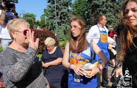 Новини Вінниці / Митці з України, Польщі, Грузії, Таджикистану, Киргизстану та Китаю боротимуться за титул «Кращого художника» у Вінниці (ФОТО, ВІДЕО)