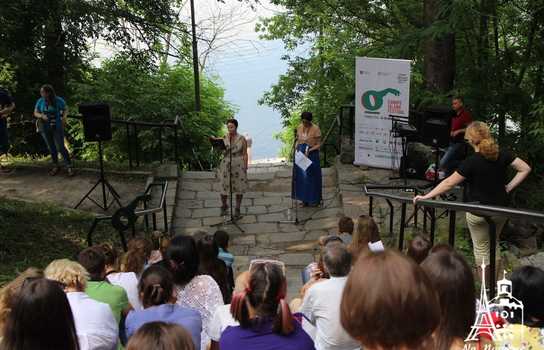 Новини Вінниці / Кораблики з іменами полонених Росією українських моряків запустили на воду у Вінниці (ФОТО, ВІДЕО)