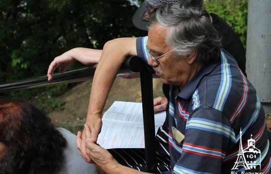 Новини Вінниці / Кораблики з іменами полонених Росією українських моряків запустили на воду у Вінниці (ФОТО, ВІДЕО)