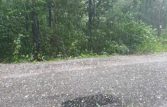 Новини Вінниці / Біля Вінниці пройшов град (ФОТО)