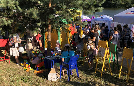 Новини Вінниці / У Вінниці депутати Чаленко та Власюк провели родинний фестиваль «Сонях» (ФОТО)