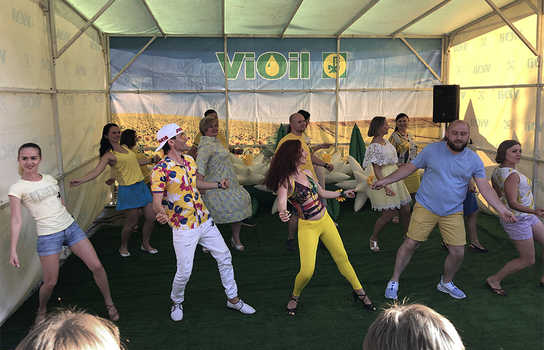 Новини Вінниці / У Вінниці депутати Чаленко та Власюк провели родинний фестиваль «Сонях» (ФОТО)