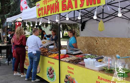 Новини Вінниці / Фестиваль польової кухні імені Тараса Сича вже вп’яте відбувся у Вінниці: на що збирали кошти? (ФОТО) 