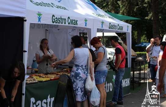 Новини Вінниці / Фестиваль польової кухні імені Тараса Сича вже вп’яте відбувся у Вінниці: на що збирали кошти? (ФОТО) 