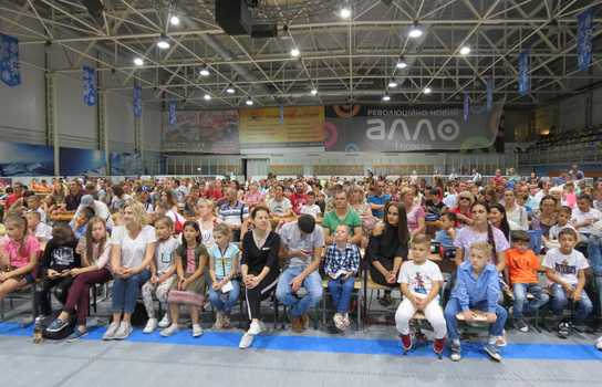 Новини Вінниці / Понад пів мільйона гривень роздали юним шахістам у Вінниці на рекордному міжнародному турнірі (ФОТО)