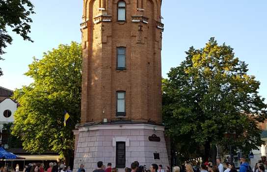 Новини Вінниці / Як вінничани відсвяткували рішення КСУ по «мовному» закону (ФОТО, ВІДЕО)