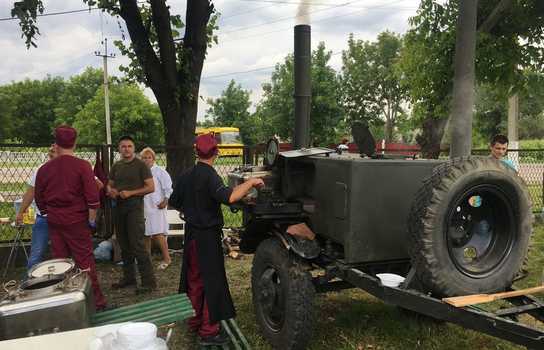 Новини Вінниці / «Бій з більшовиками» на стадіоні та «Український IRON MAN»: на Вінниччині відзначили 100-річчя «Вапнярської операції» Армії УНР (ФОТО)