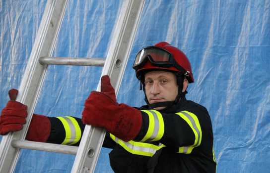 Новини Вінниці / Визначили найсильніших та зібрали 60 тис грн на лікування колеги: у Вінниці пройшли змагання рятувальників (ФОТО, ВІДЕО) 